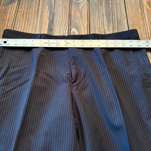 Hugo Boss Red Label Men's 100% Virgin Wool Pants Slacks 34x30 - Picture 3 of 8